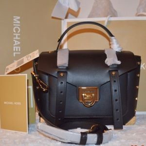 Michael Kors 🖤 NWT Manhattan Satchel Black Gold